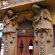 Two pilasters at the sides of a door are in facts two sculputrues of sad musicians that bear a balcony on their shoulders.
